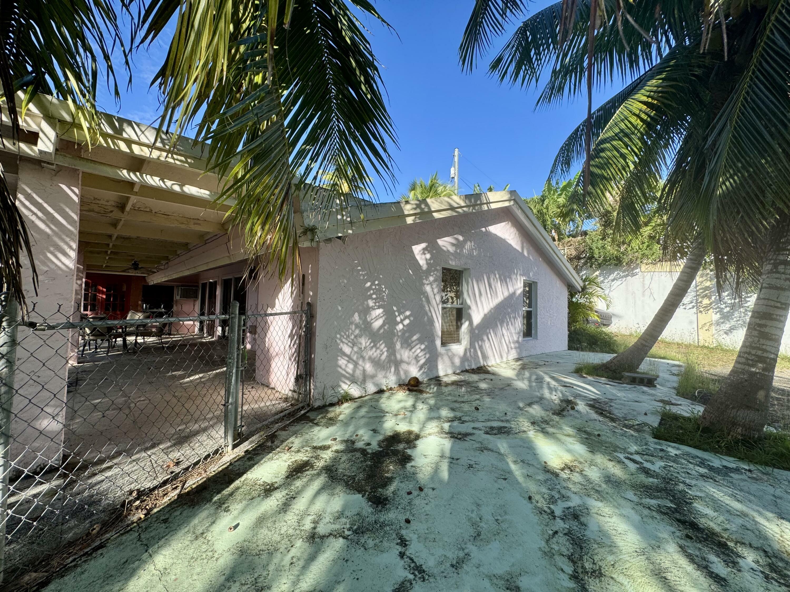 Property Photo: 235A &Amp 236 Marys Fancy Qu VI 00820