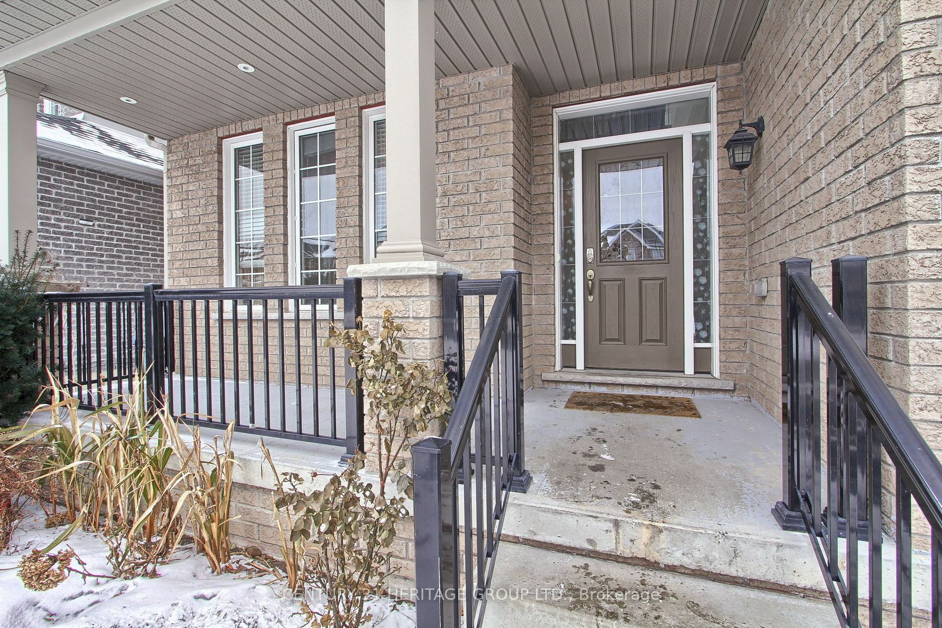 Property Photo:  16 Tim Jacobs Dr  ON L4P 4C7 