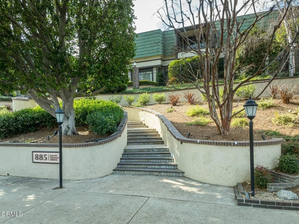 Property Photo: 885 S Orange Grove Boulevard 46 CA 91105