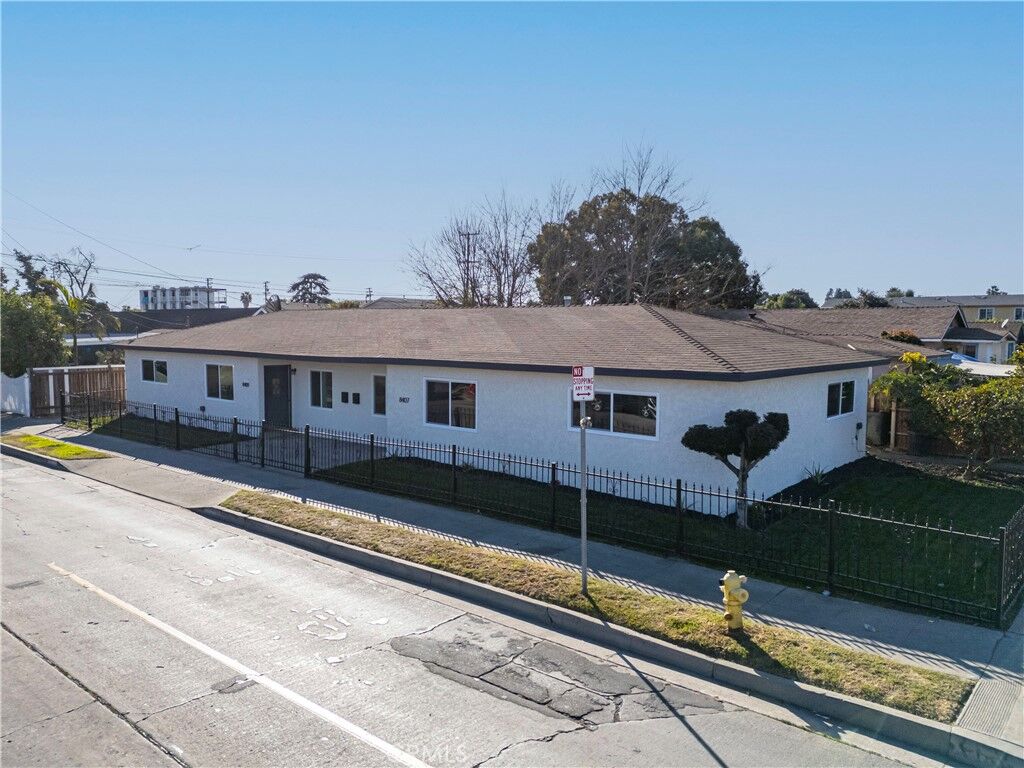 Property Photo: 8407 Maie Avenue CA 90001