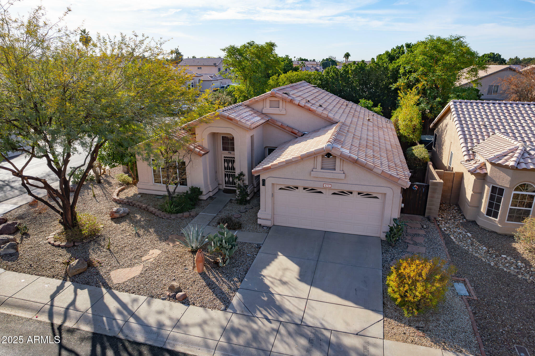 4741 W Kristal Way --  Glendale AZ 85308 photo
