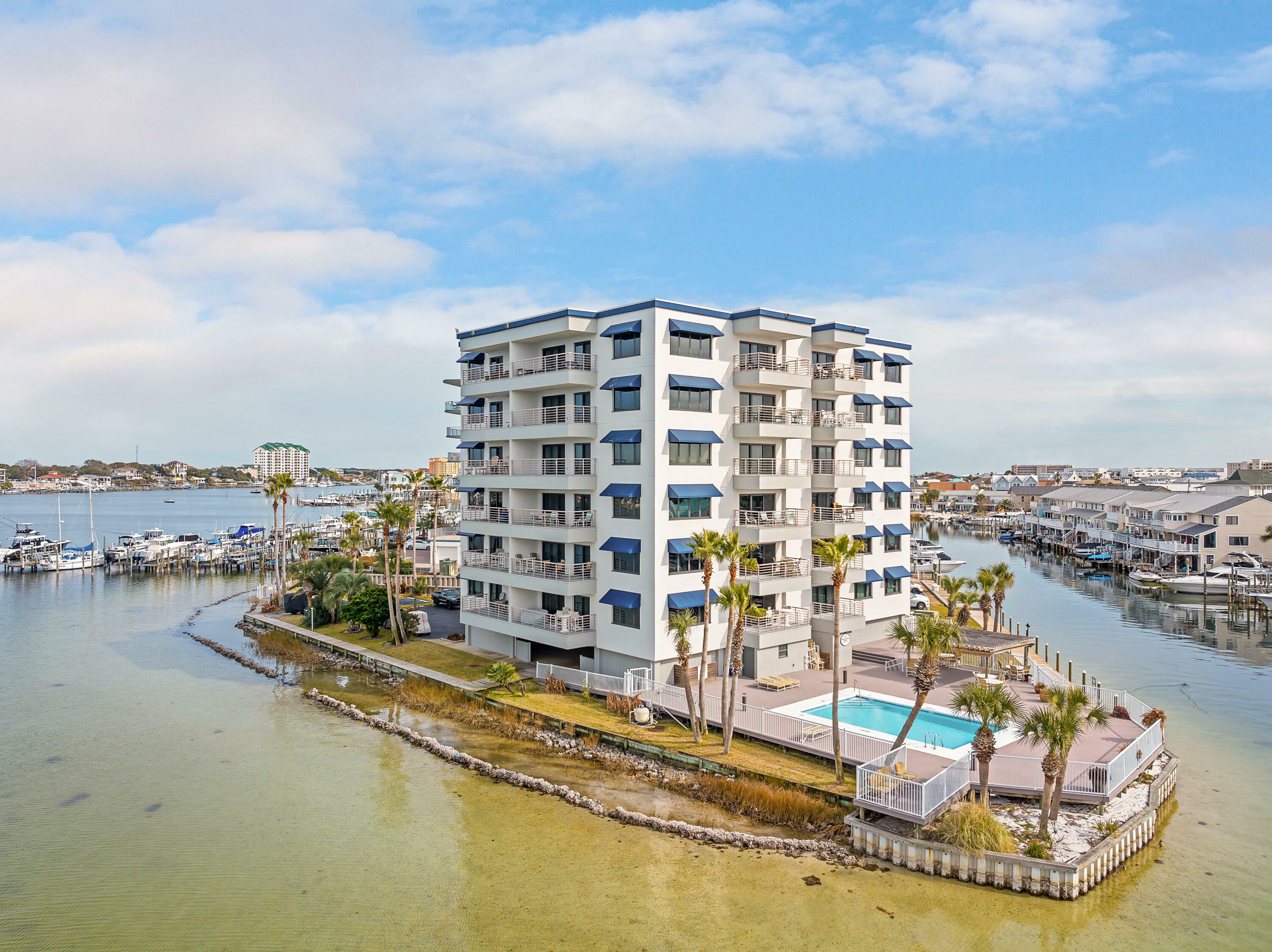 Property Photo: 223 Durango Road 3B FL 32541