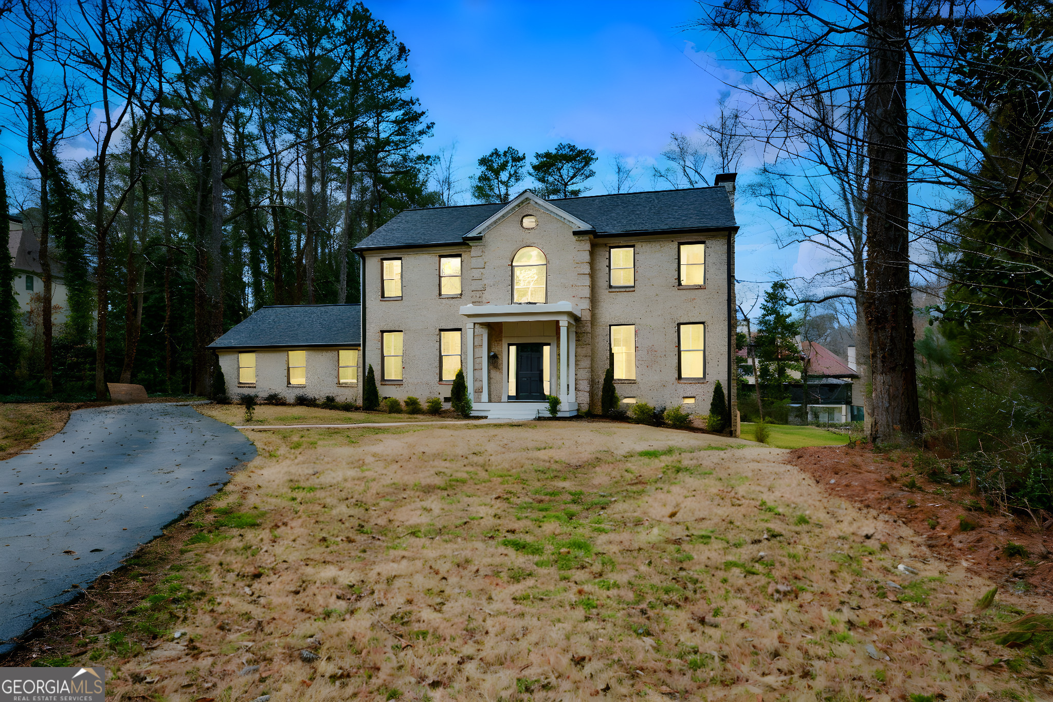 Property Photo: 805 Wesley Oak Road GA 30328