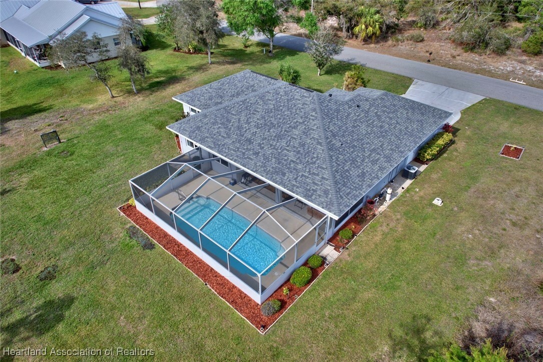 Property Photo:  592 NE Flamingo Road NE  FL 33852 