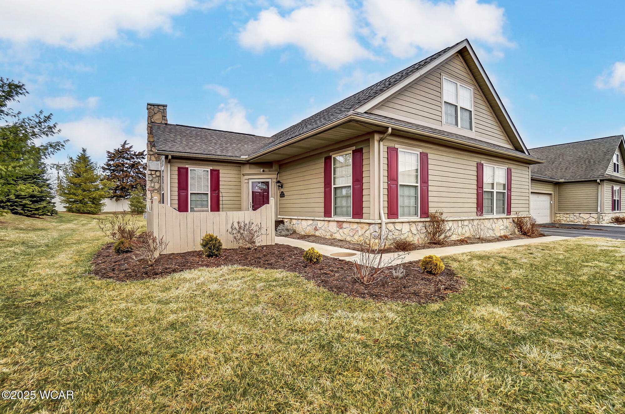 7716 W Watermark Drive 18  Findlay OH 45840 photo