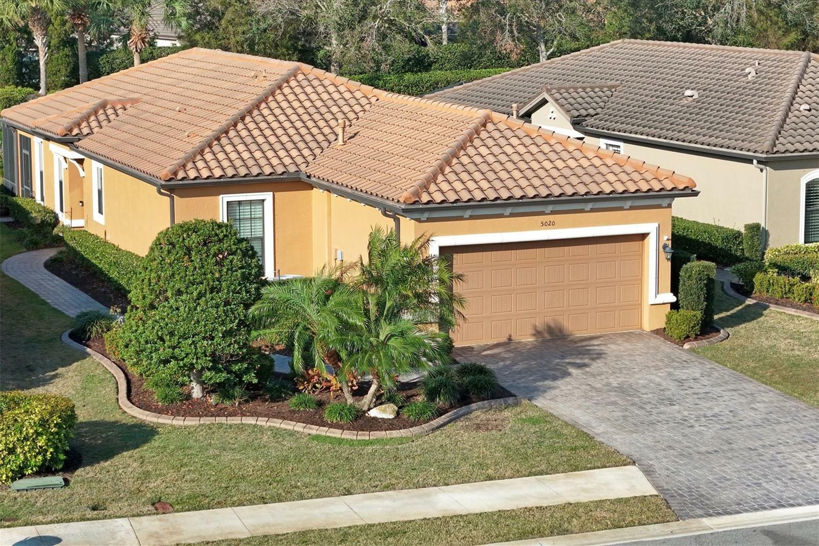 Property Photo:  5020 Savona Run  FL 34211 