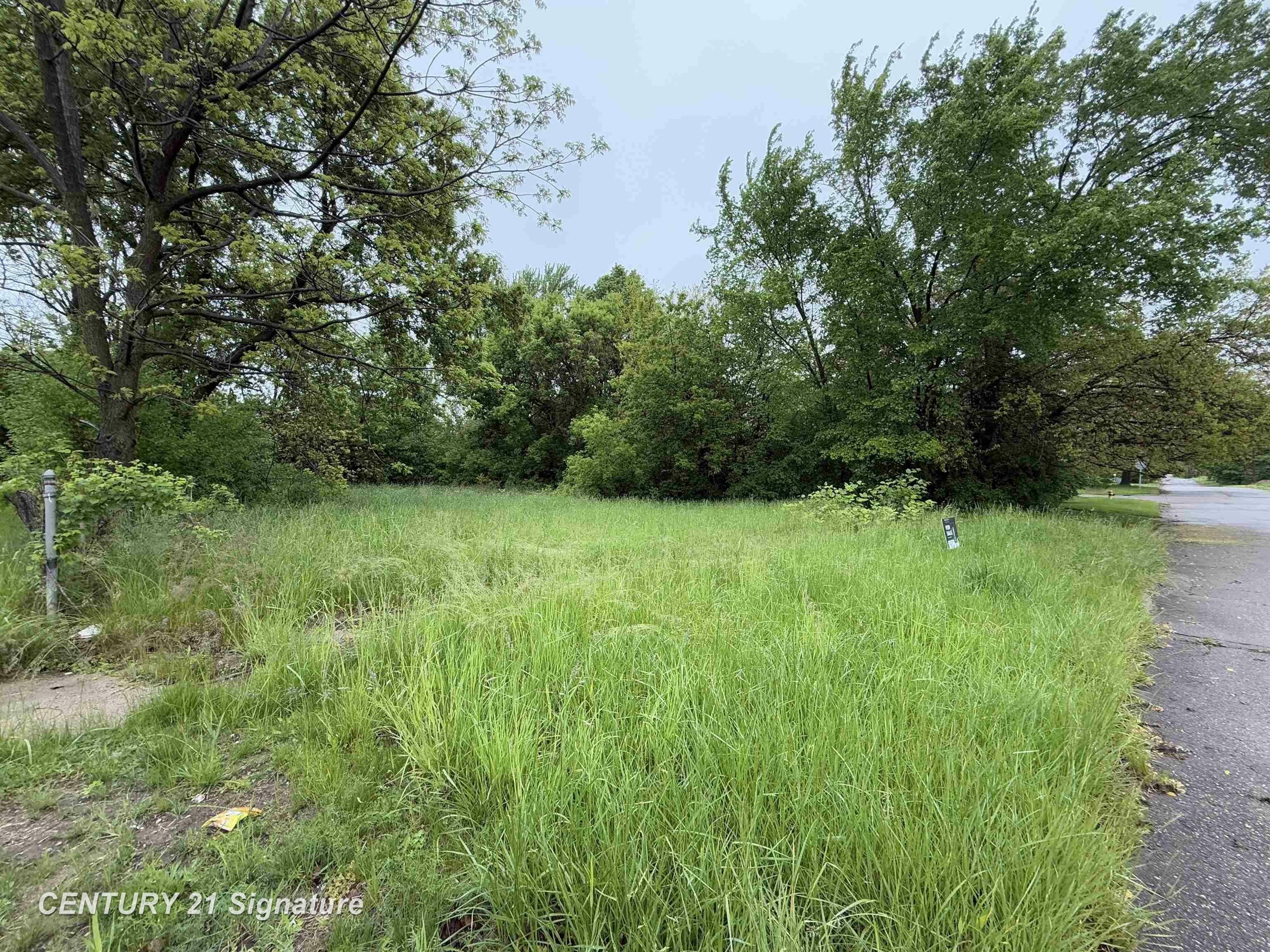 Property Photo: E Marengo Avenue MI 48505