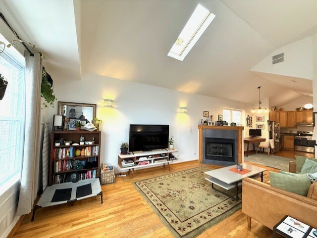 Property Photo:  1033 N Mozart Street 3  IL 60622 