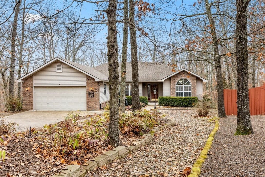 Property Photo:  4 Sibsey Circle  AR 72714 