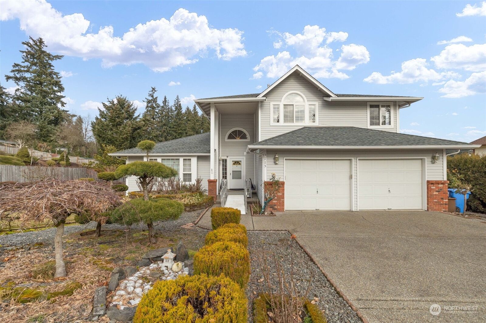 Property Photo: 5115 86th St Ct E WA 98446