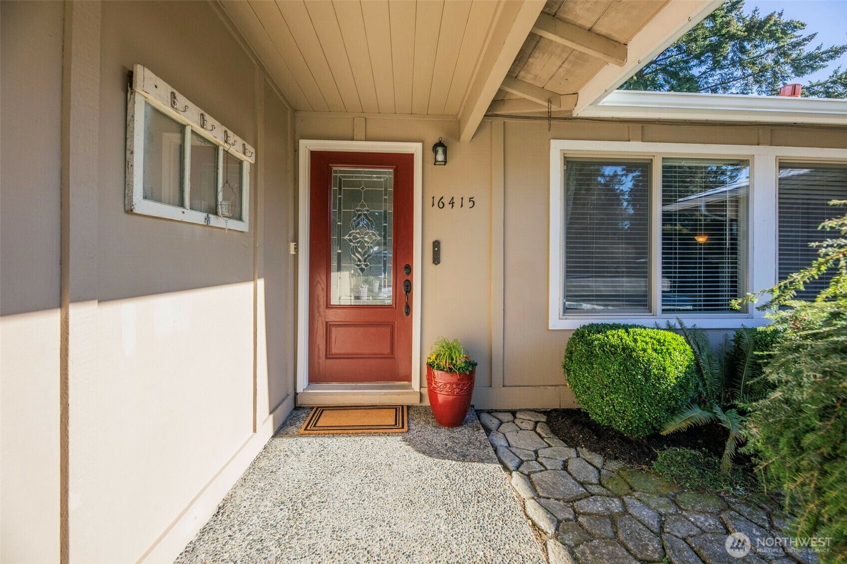 Property Photo:  16415  65th Avenue W  WA 98037 