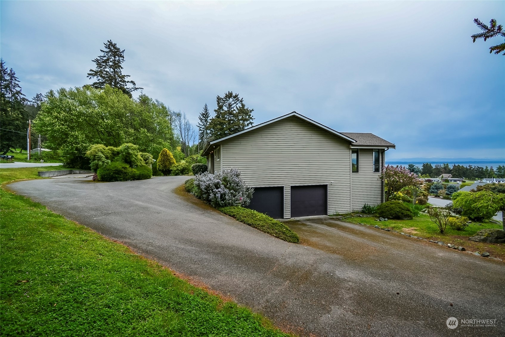 Property Photo:  2296  Mariner Beach Drive  WA 98277 