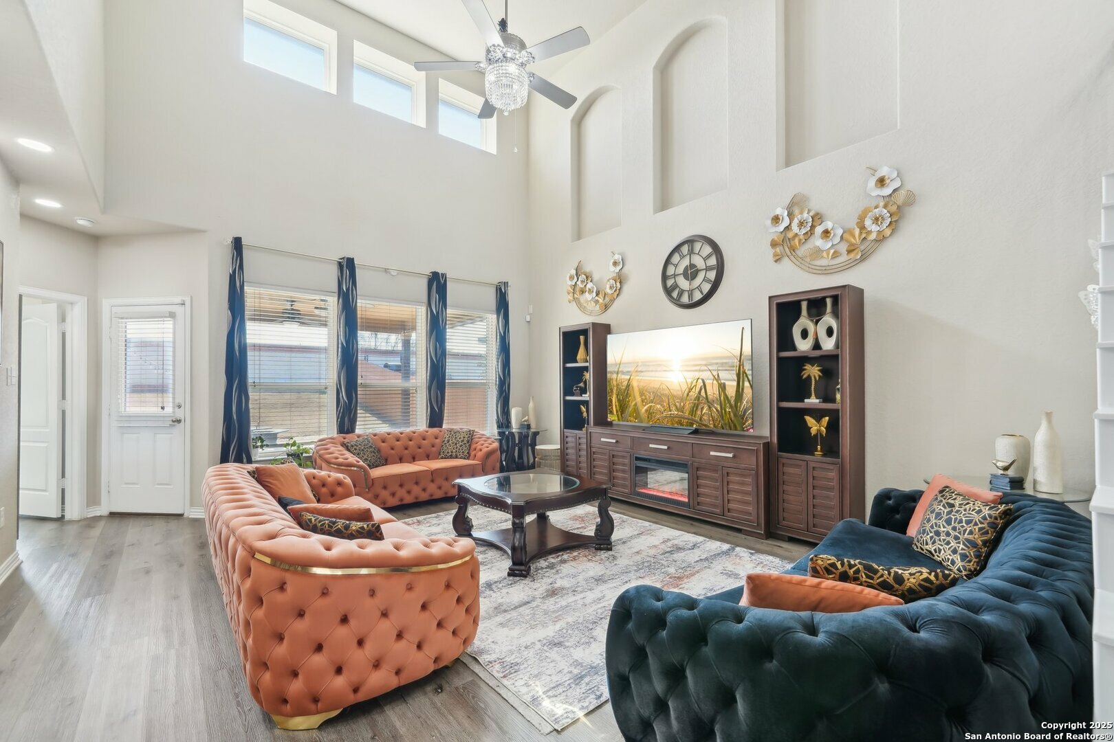 Property Photo: 12946 Cedarcreek Trl TX 78254