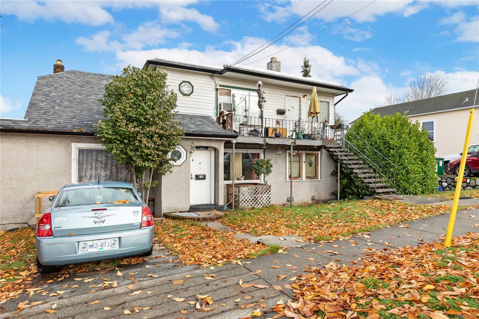 Property Photo: 510 Prideaux St BC V9R 2N7