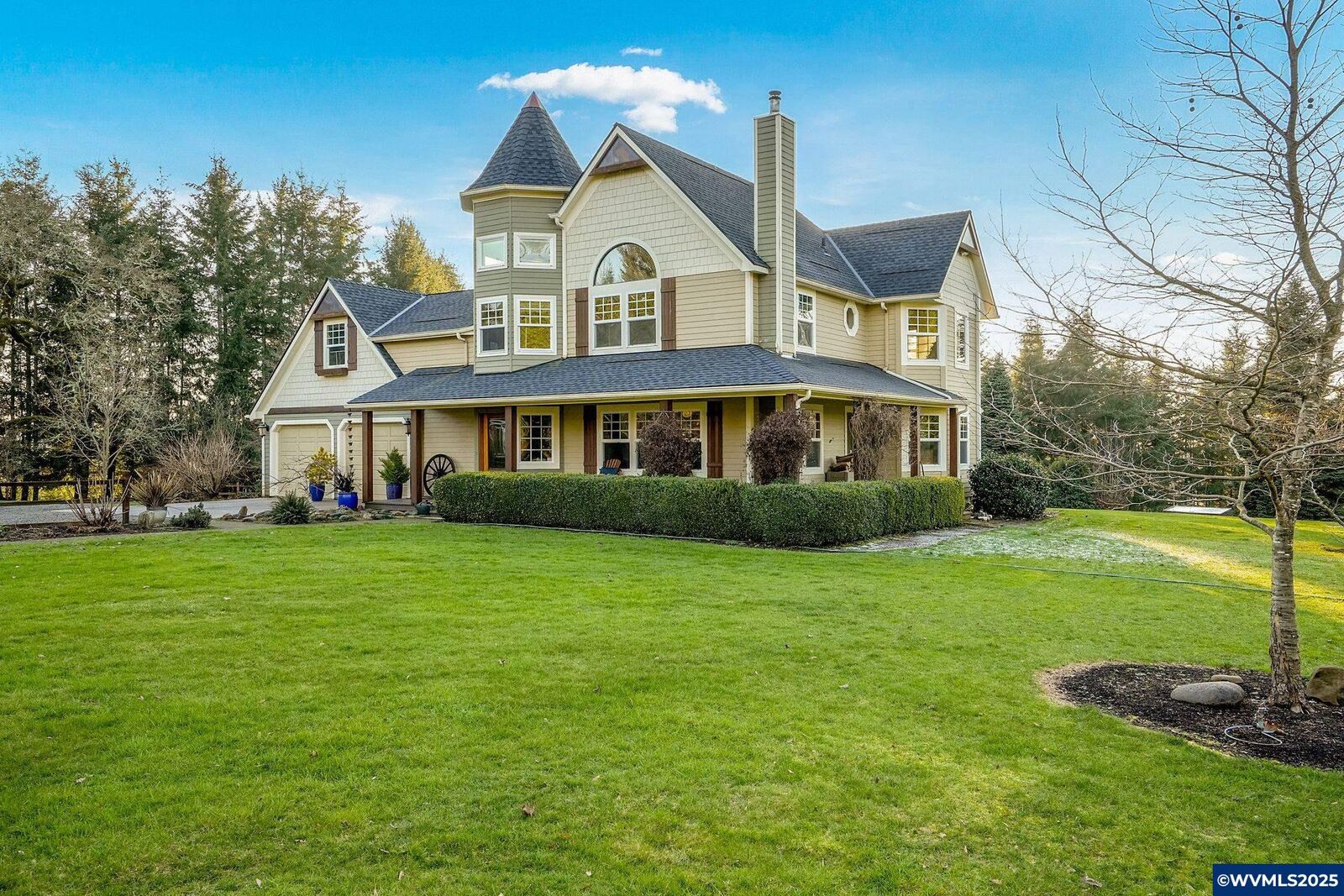 Property Photo: 41871 Fish Hatchery Dr OR 97374