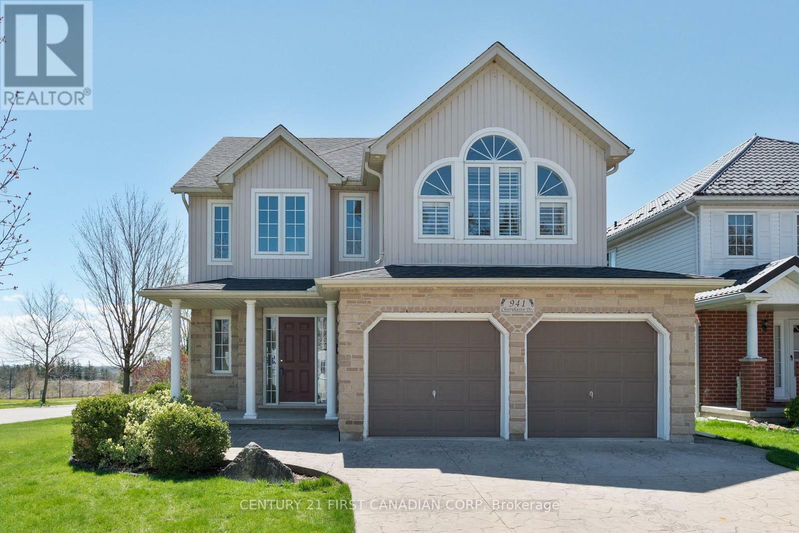 Photo de la propriété: 941 Cherryhaven Drive ON N6K 4B1