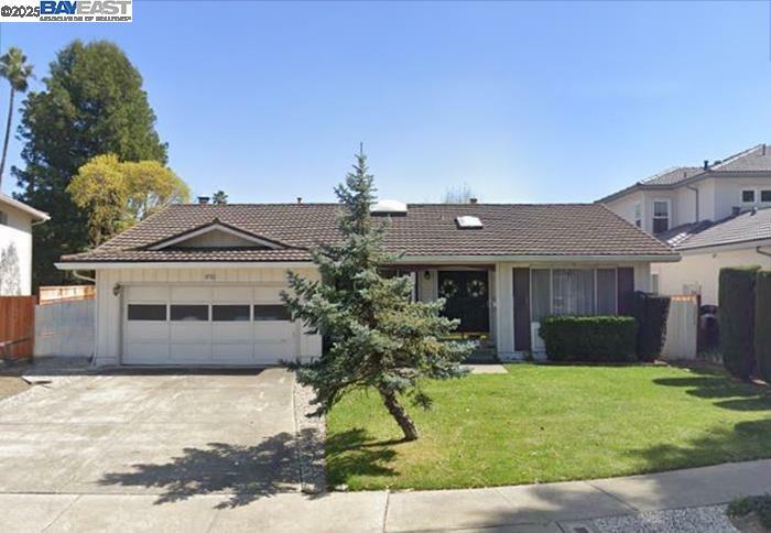 Property Photo: 39940 San Simeon Ct CA 94539