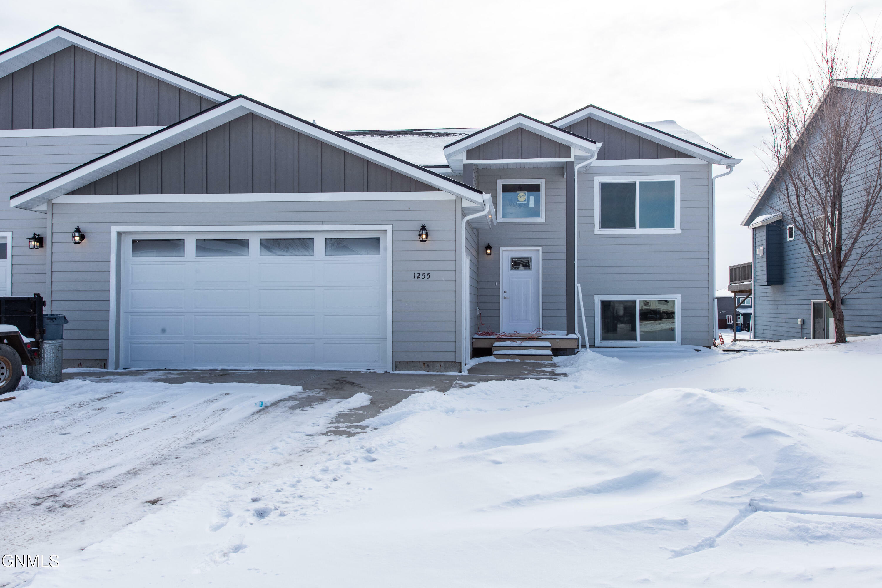 Property Photo:  1255 25th Street W  ND 58601 