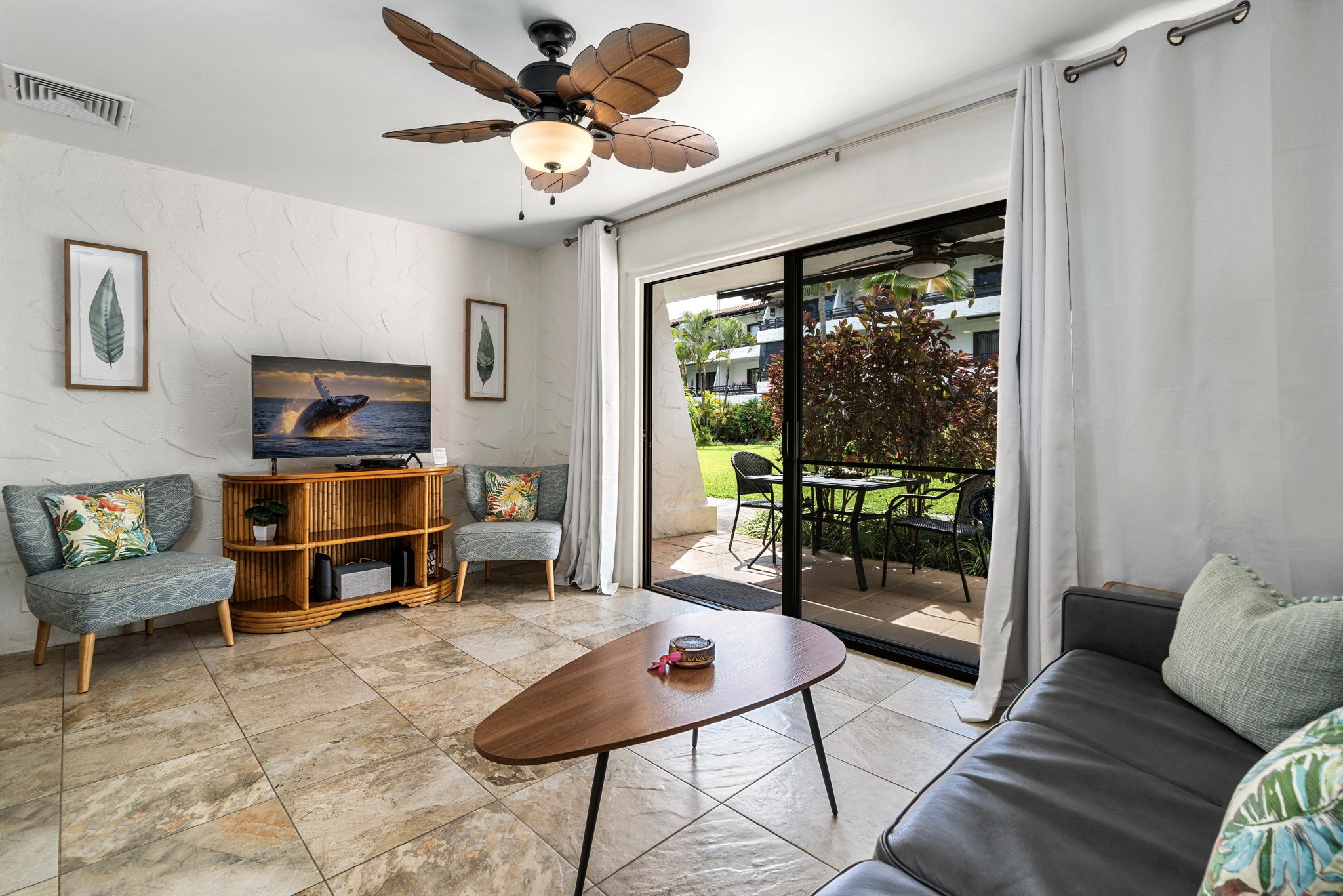 Property Photo:  75-6082 Alii Dr A104  HI 96740 