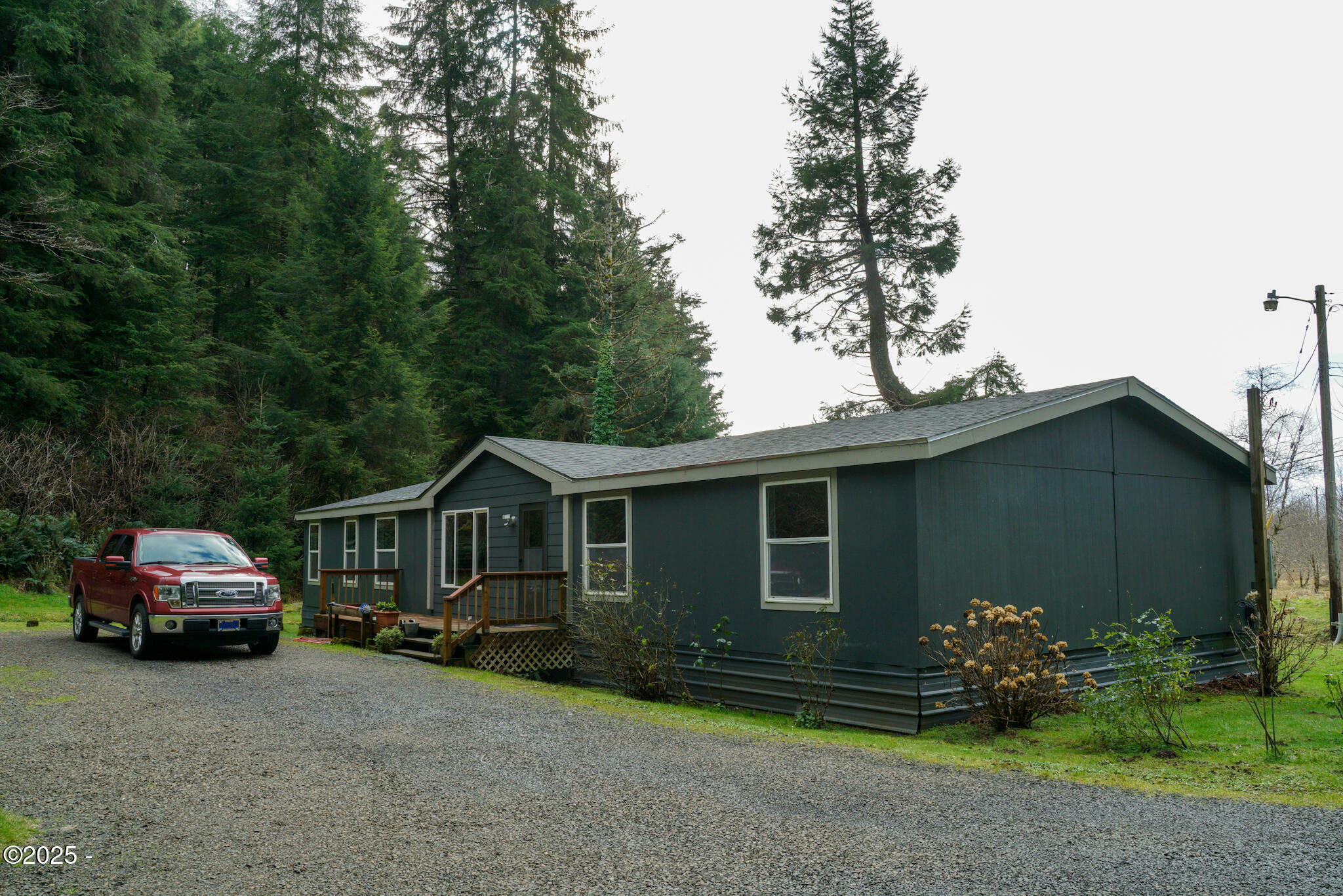 Property Photo:  1047 S Anderson Creek Road  OR 97367 