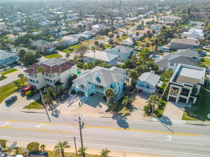 Property Photo: 604 S Atlantic Avenue FL 32169