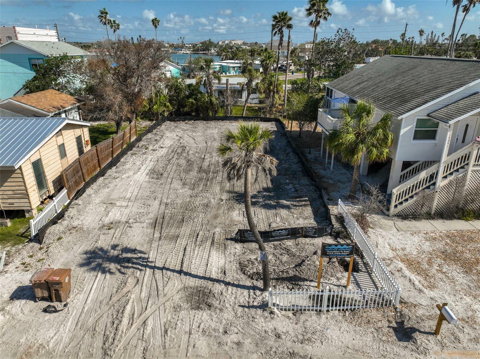 Property Photo: 14049 Palm Street FL 33708