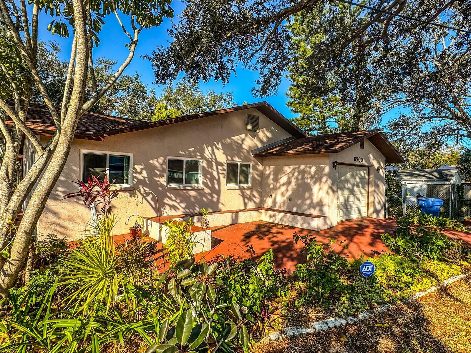 Property Photo: 6700 Turner Street N FL 33702