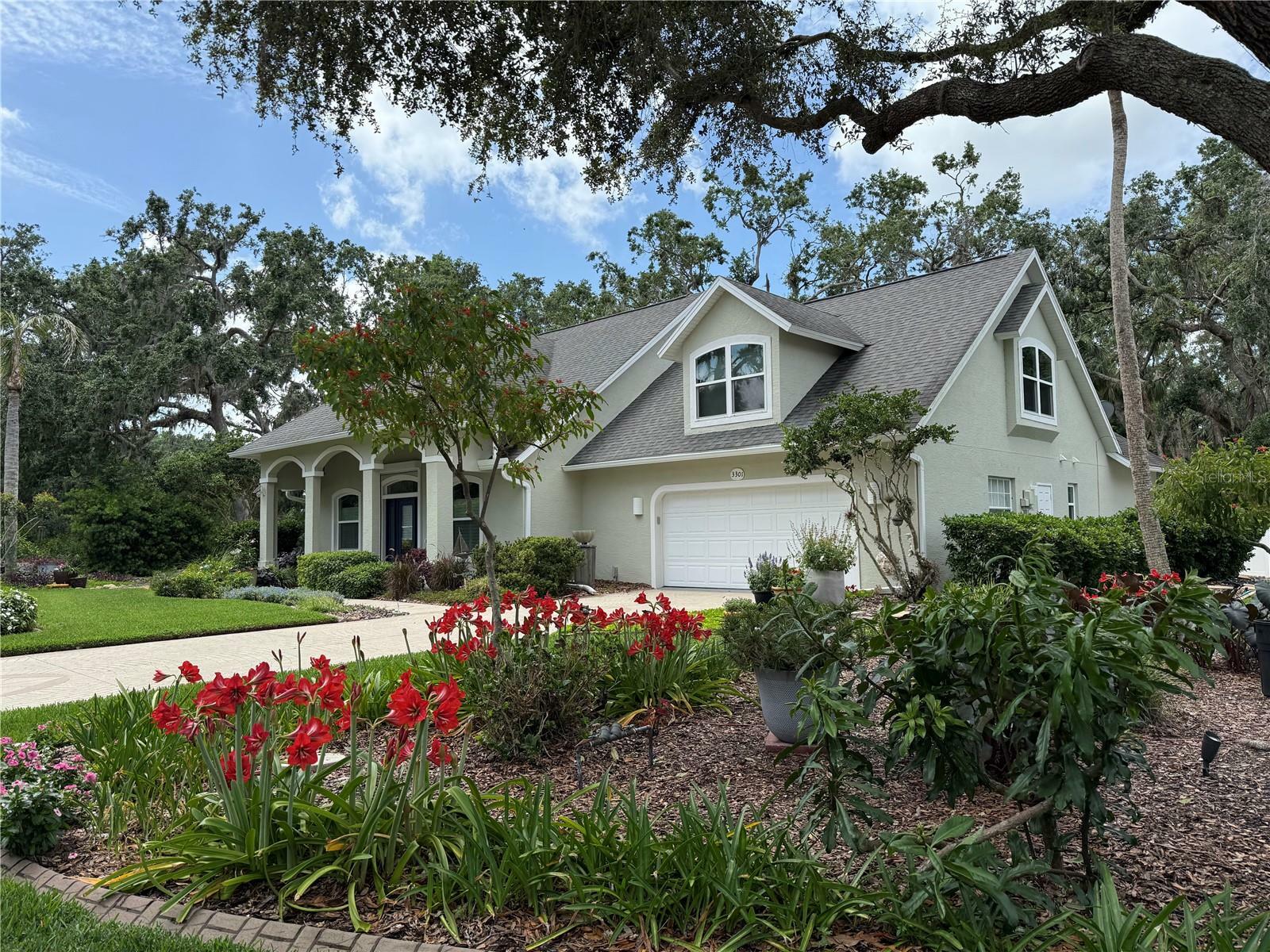 Property Photo: 3301 River Woods Drive FL 34219