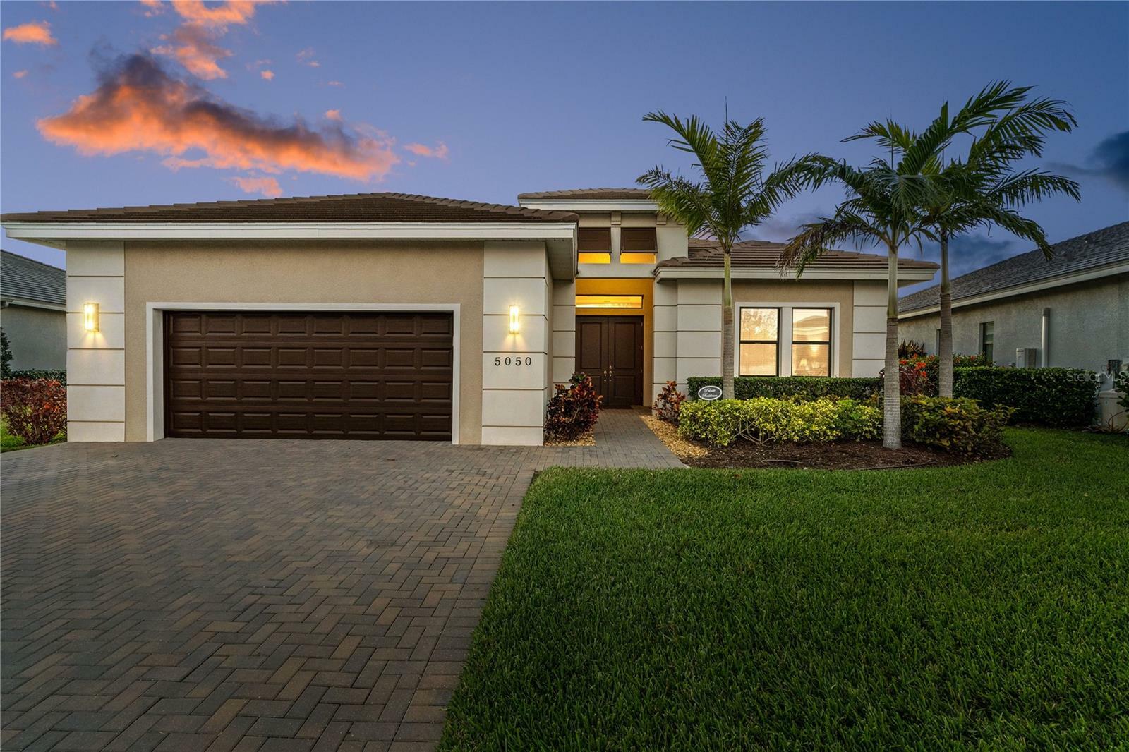 Property Photo: 5050 Surfside Circle FL 34211