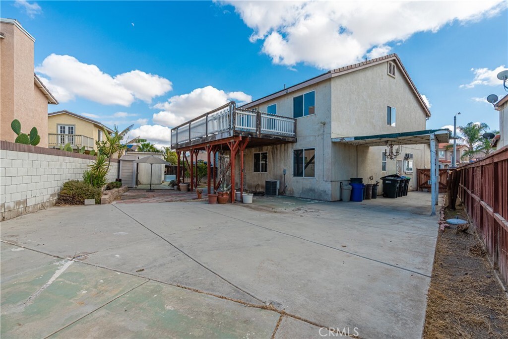 Property Photo: 434 Ocean Avenue CA 92571