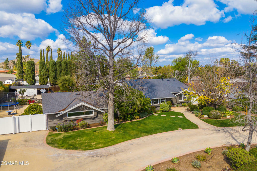 Property Photo:  1407 Strawberry Hill Road  CA 91360 