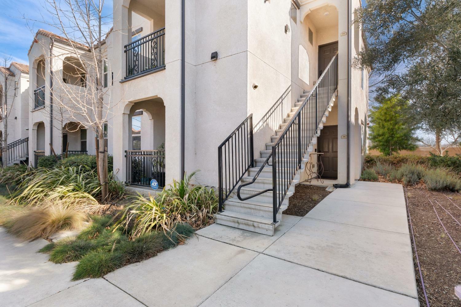 Property Photo: 140 Ivy Avenue E 36 CA 95363