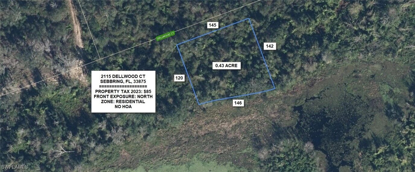 Property Photo: 2115 Dellwood Court FL 33875