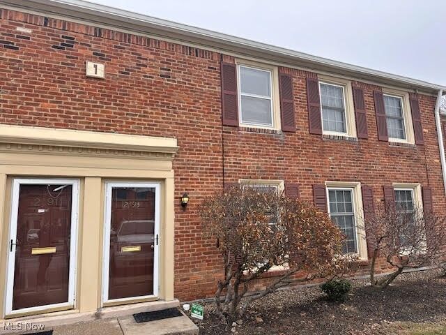 Property Photo:  2393 Arlington Drive  OH 44124 