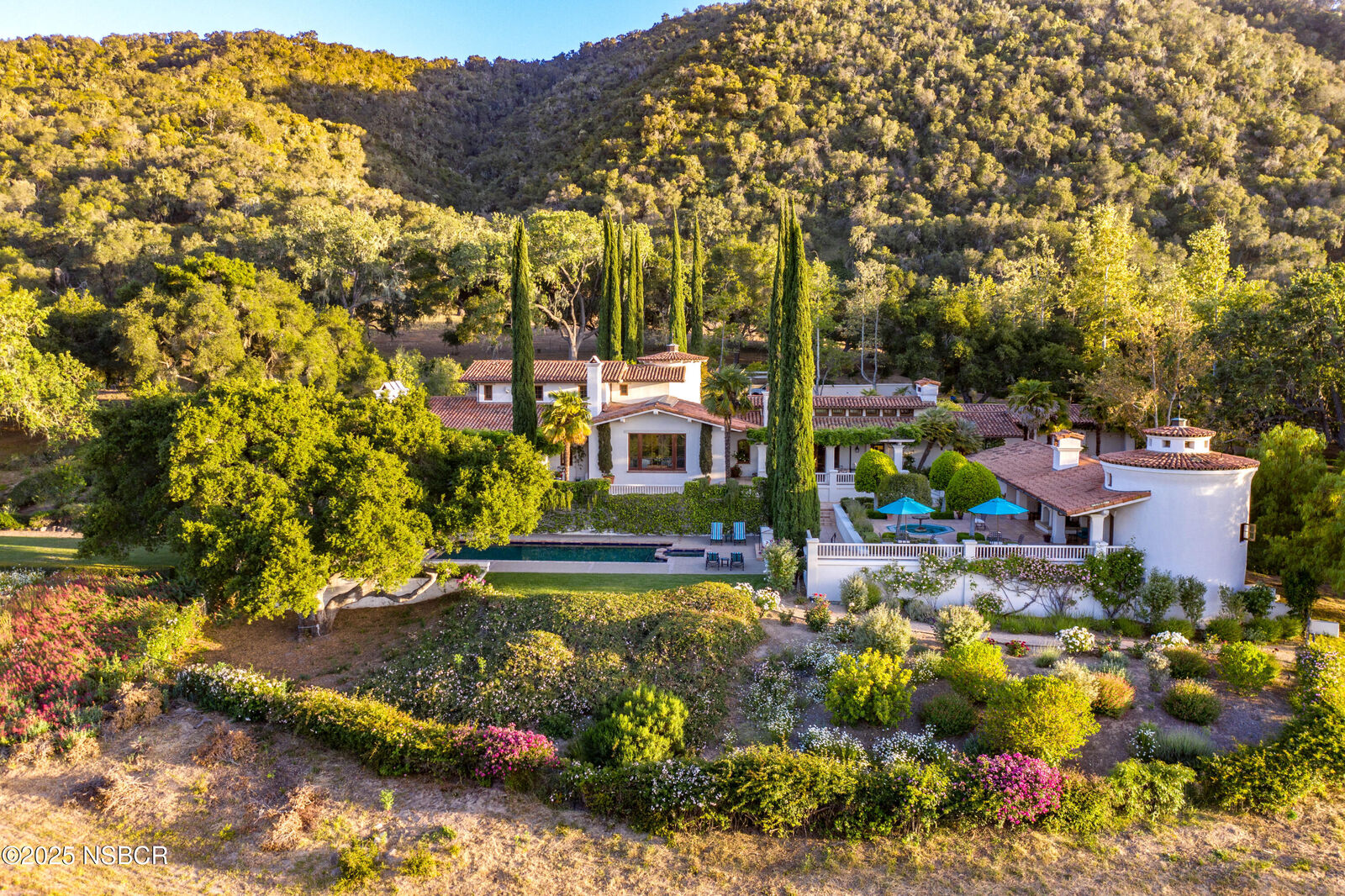 Property Photo: 4000 Via Rancheros Road CA 93460