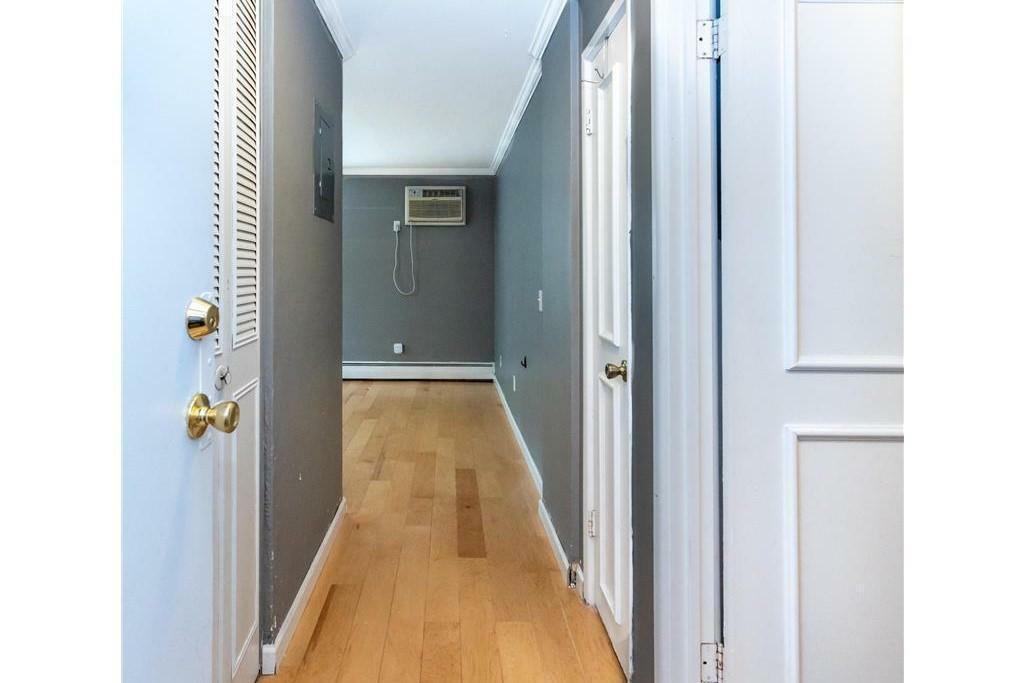 Property Photo: 2732 Grand Avenue S 4 MN 55408