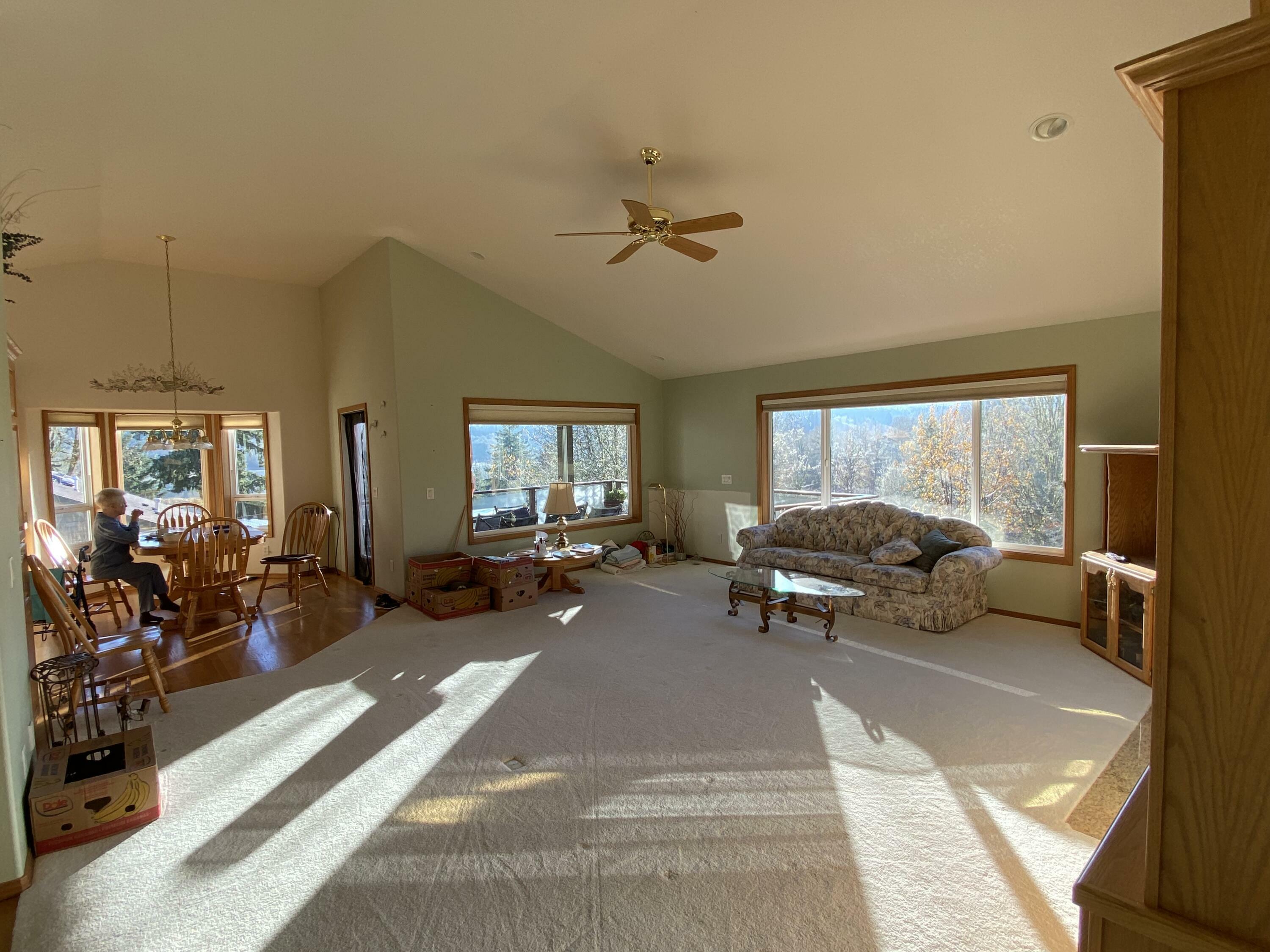 Property Photo:  687 Lakeview Drive  OR 97064 