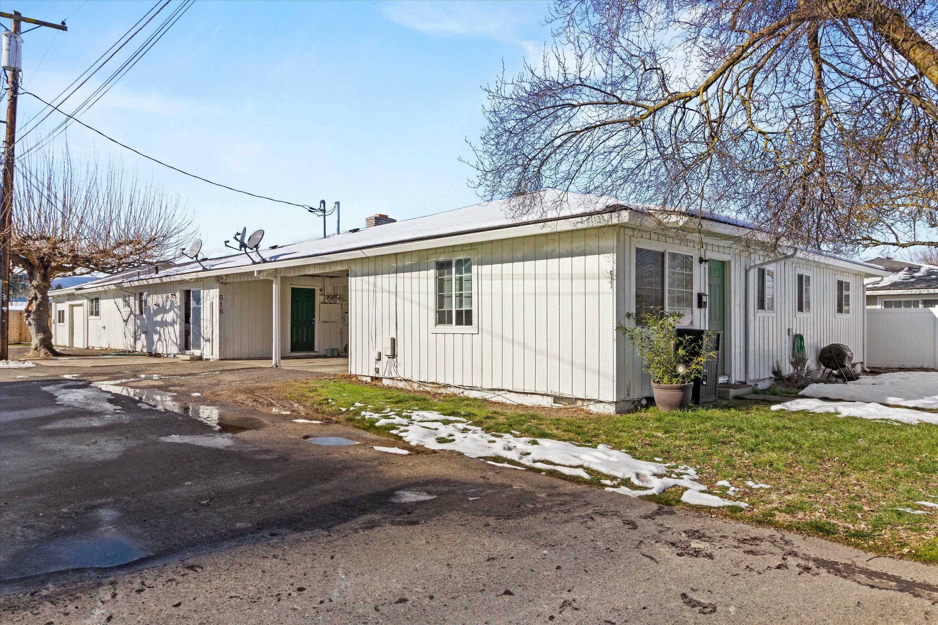 Property Photo:  612 Hamilton Street 616, 620  OR 97501 