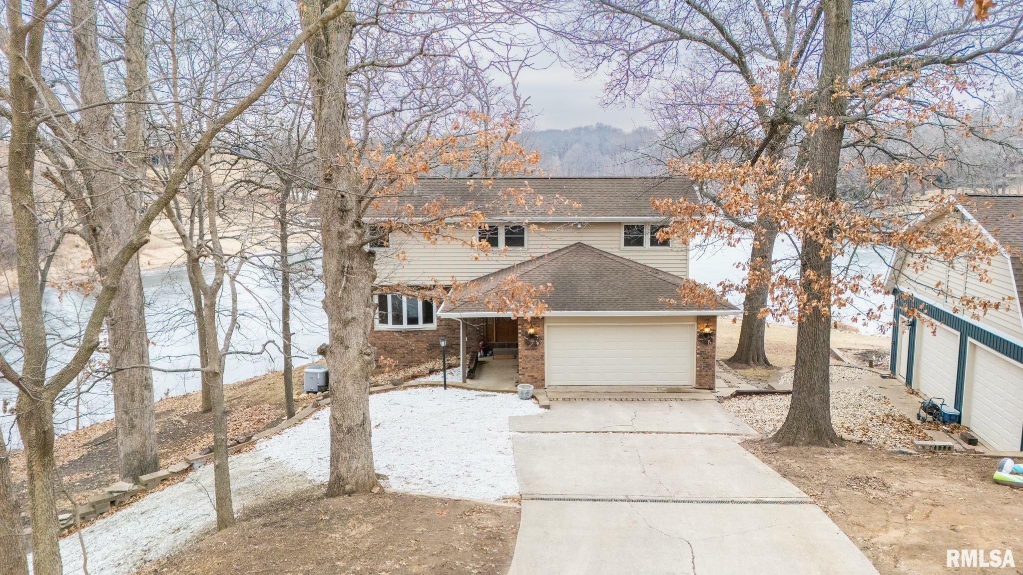 Property Photo: 9435 W Buckingham Court IL 61547