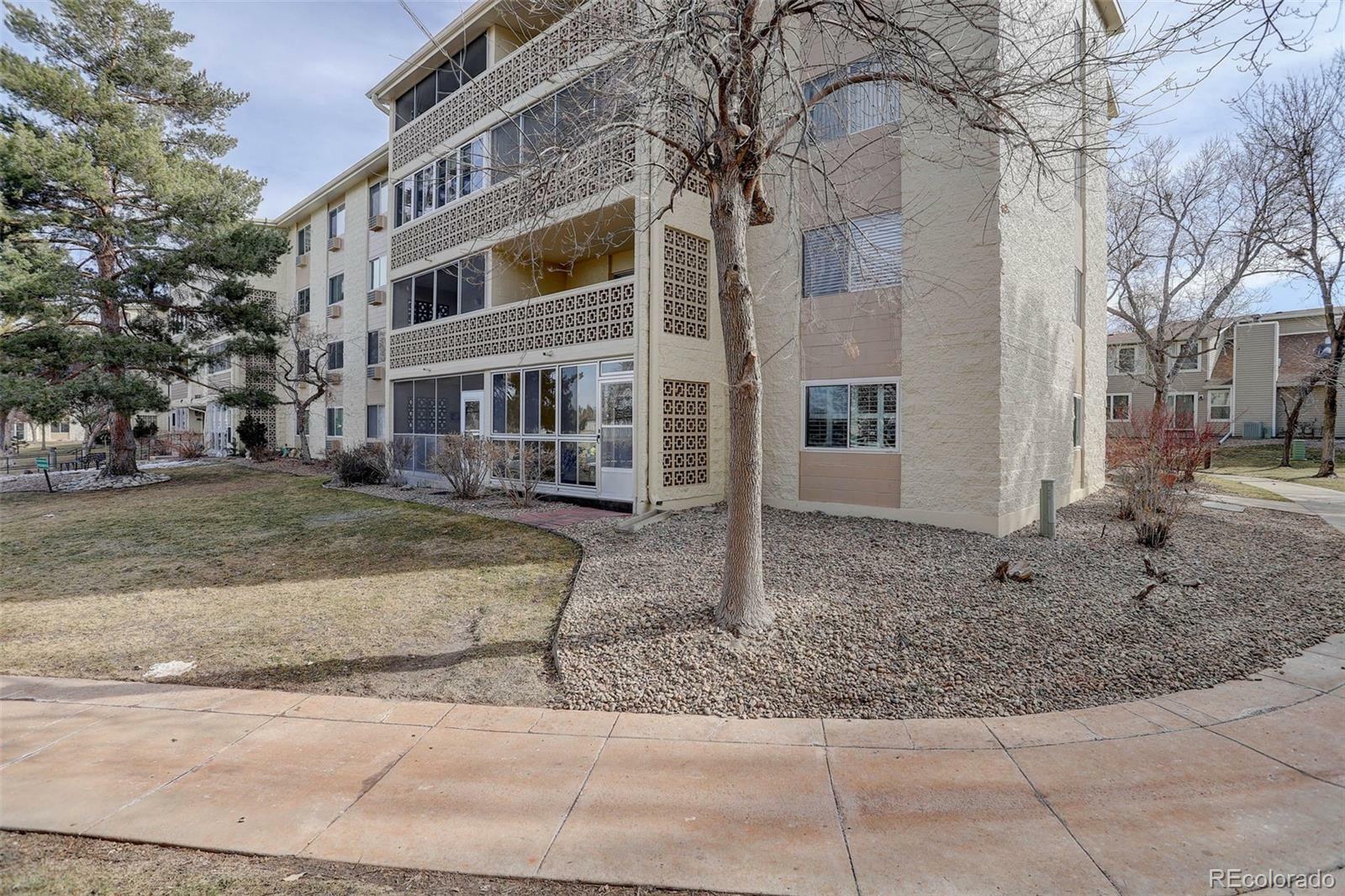 Property Photo:  3164 S Wheeling Way 101  CO 80014 