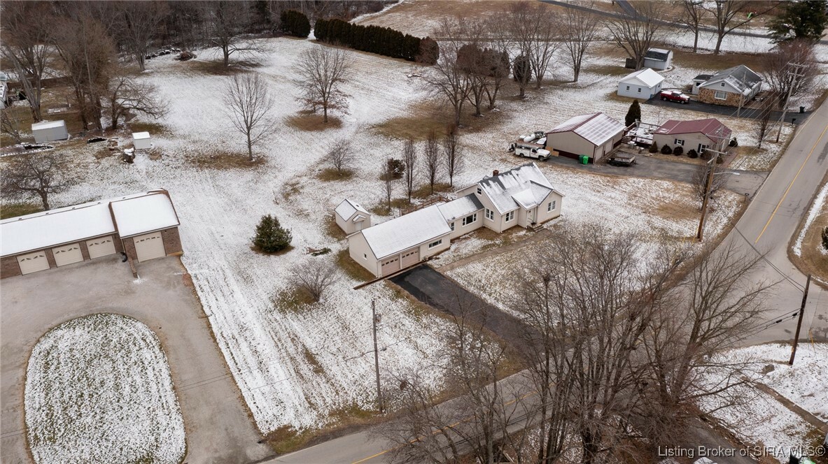 Property Photo:  6995 Pekin Road  IN 47124 