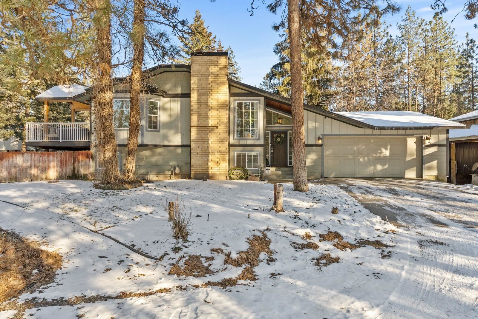 Property Photo:  13528 W Meadowview Ln  WA 99026 