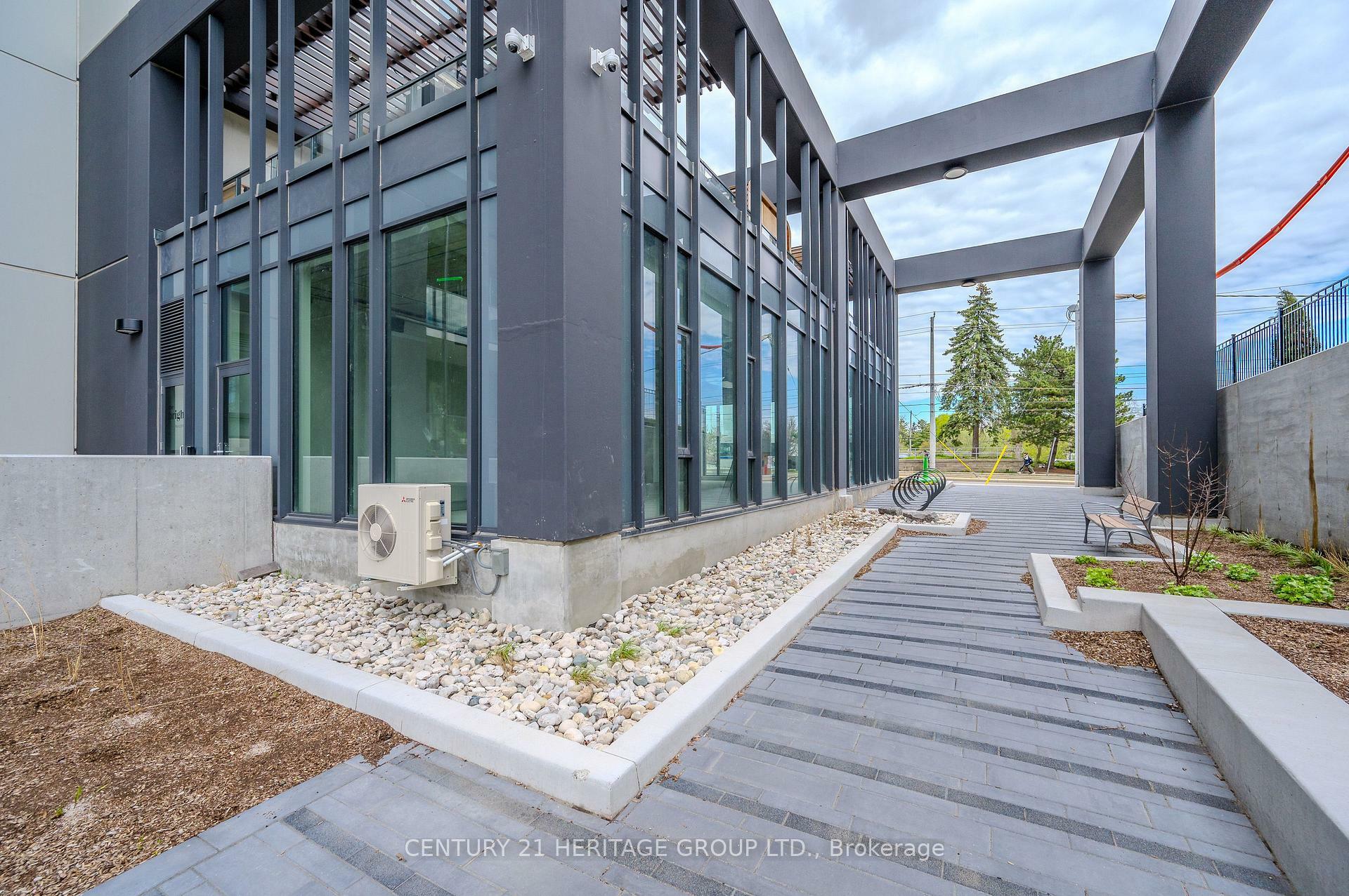 Photo de la propriété:  741 King St W 703  ON N2G 1E5 