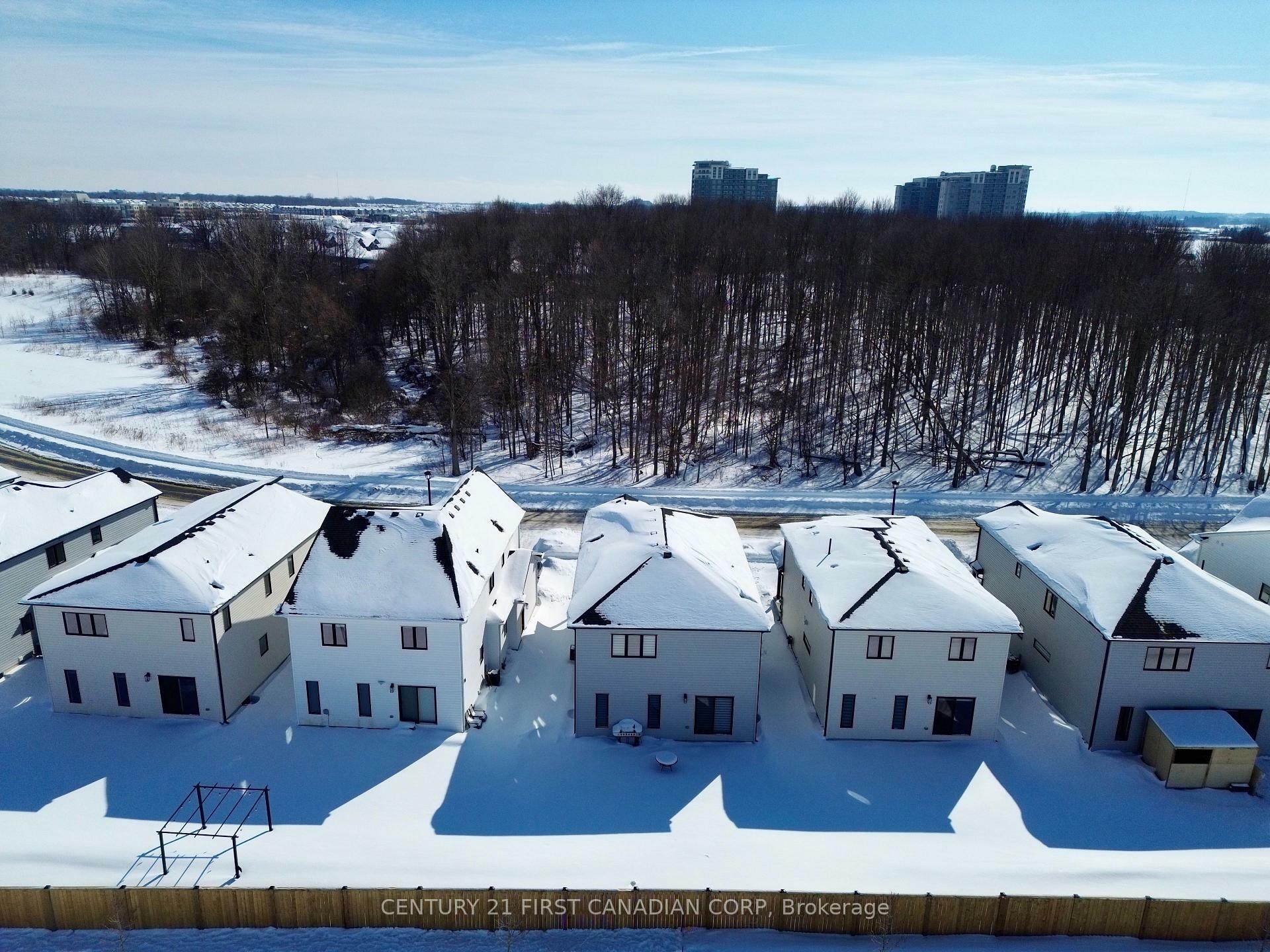 Property Photo: 1504 Twilite Boulevard ON N6G 3P2