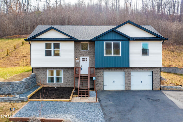 723 Central Heights Road  Blountville TN 37617 photo