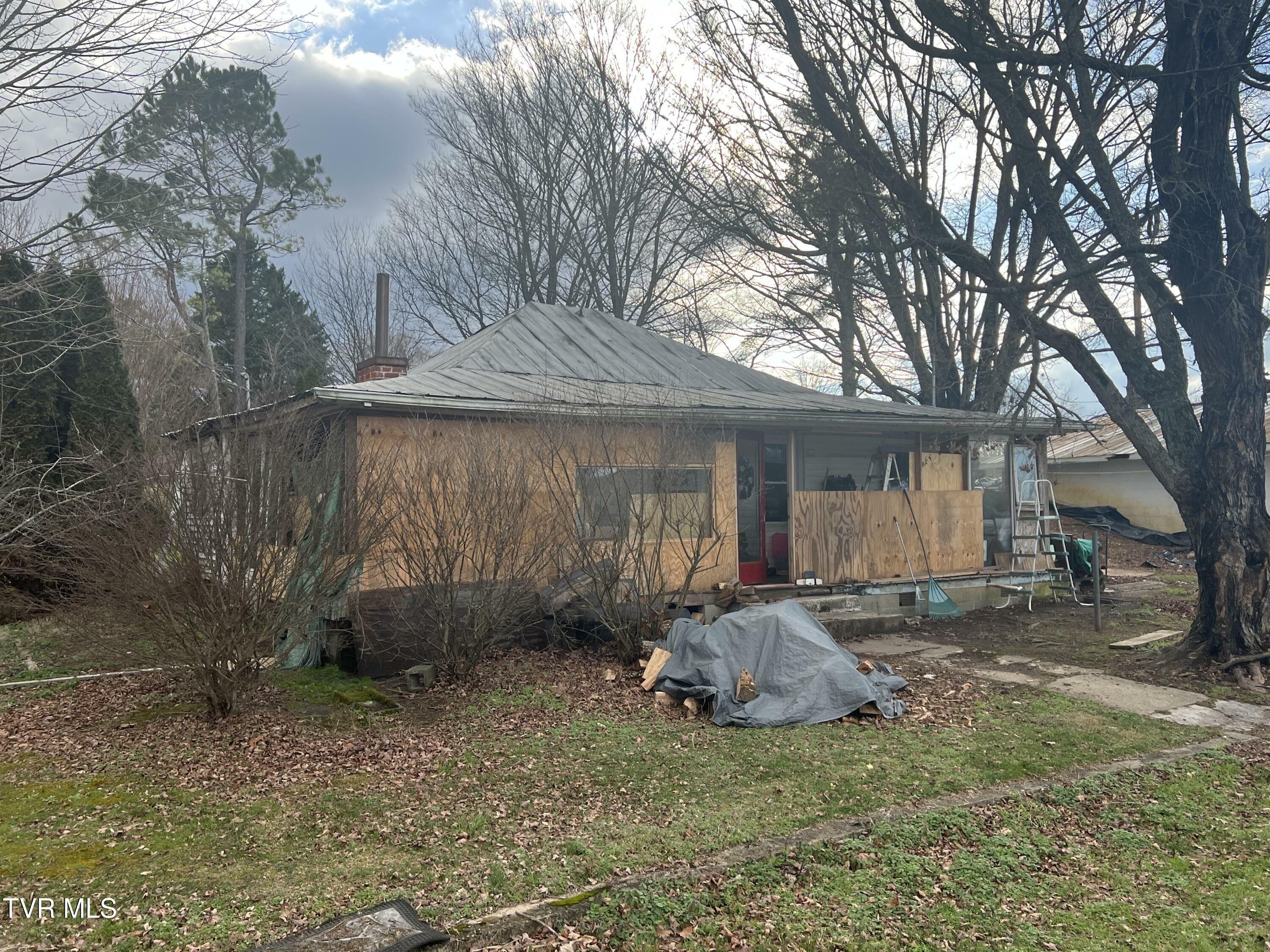 Property Photo: 110 Fishpond Road TN 37641
