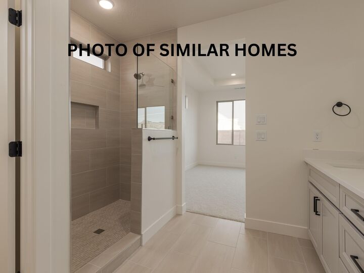 Property Photo: 419 S 2250 W UT 84737