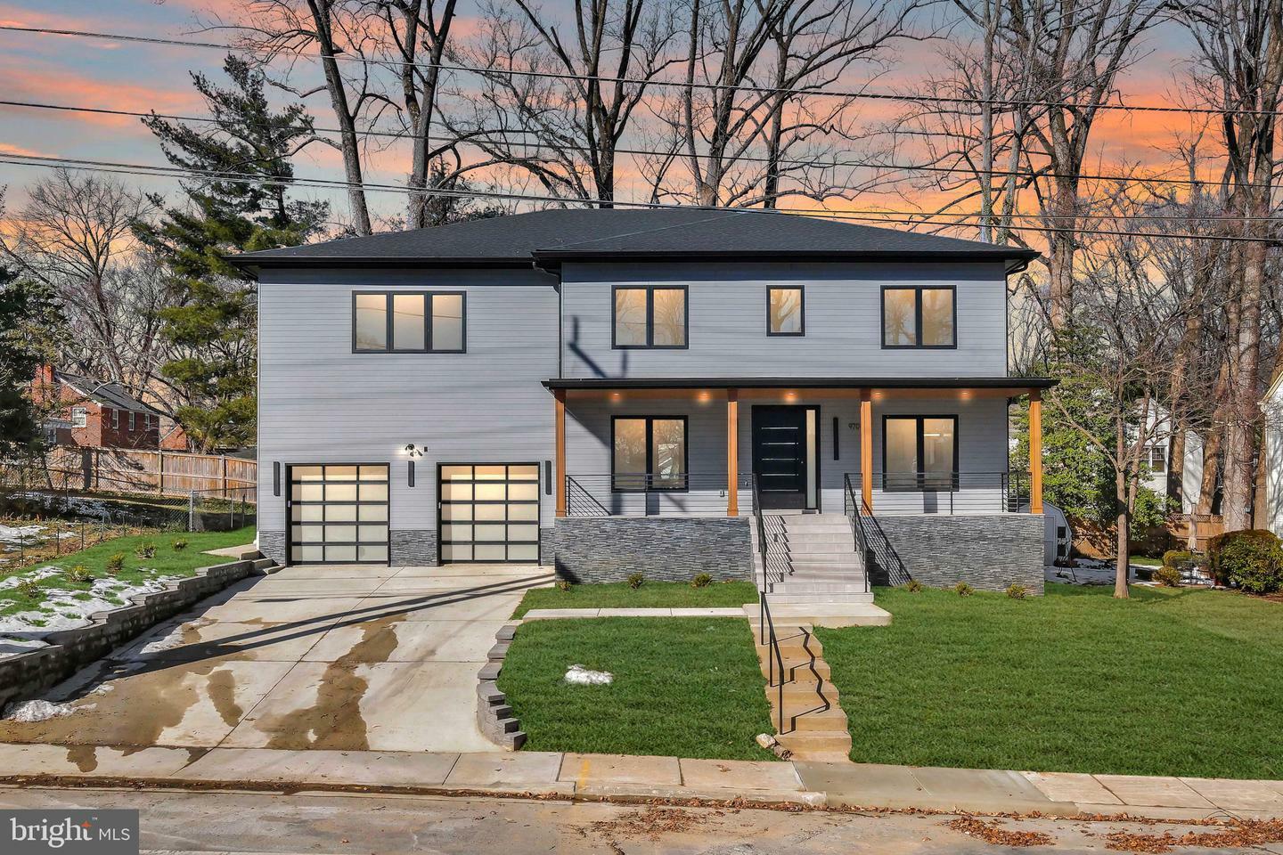 Property Photo: 9704 Cedar Lane MD 20814