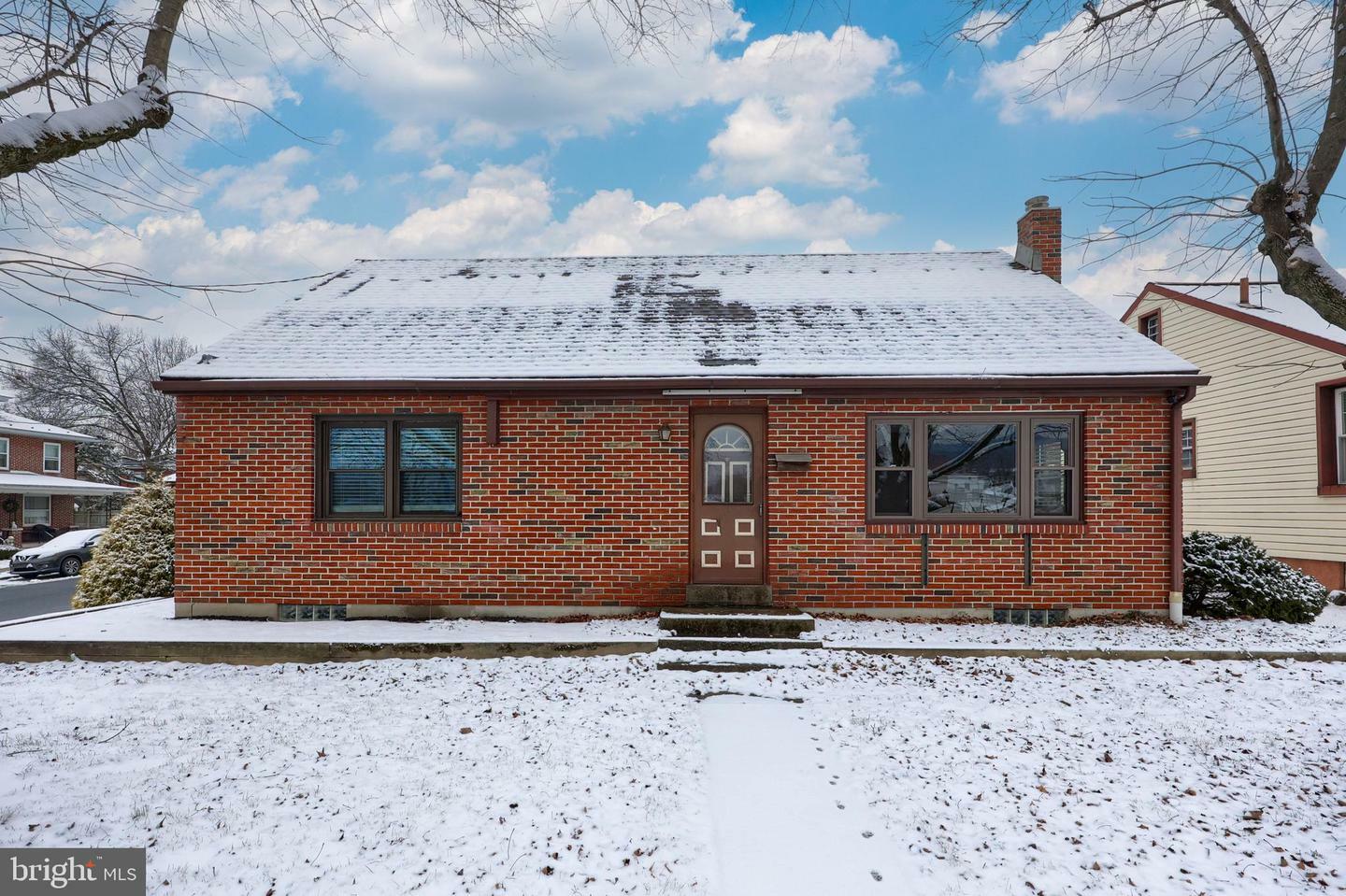 Property Photo:  701 Euclid Avenue  PA 19560 