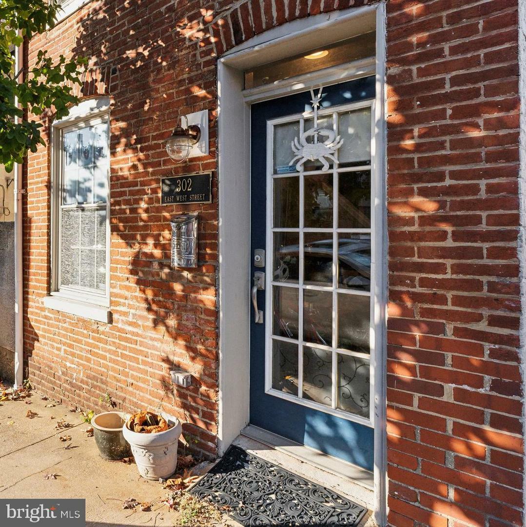 Property Photo:  302 E West Street  MD 21230 